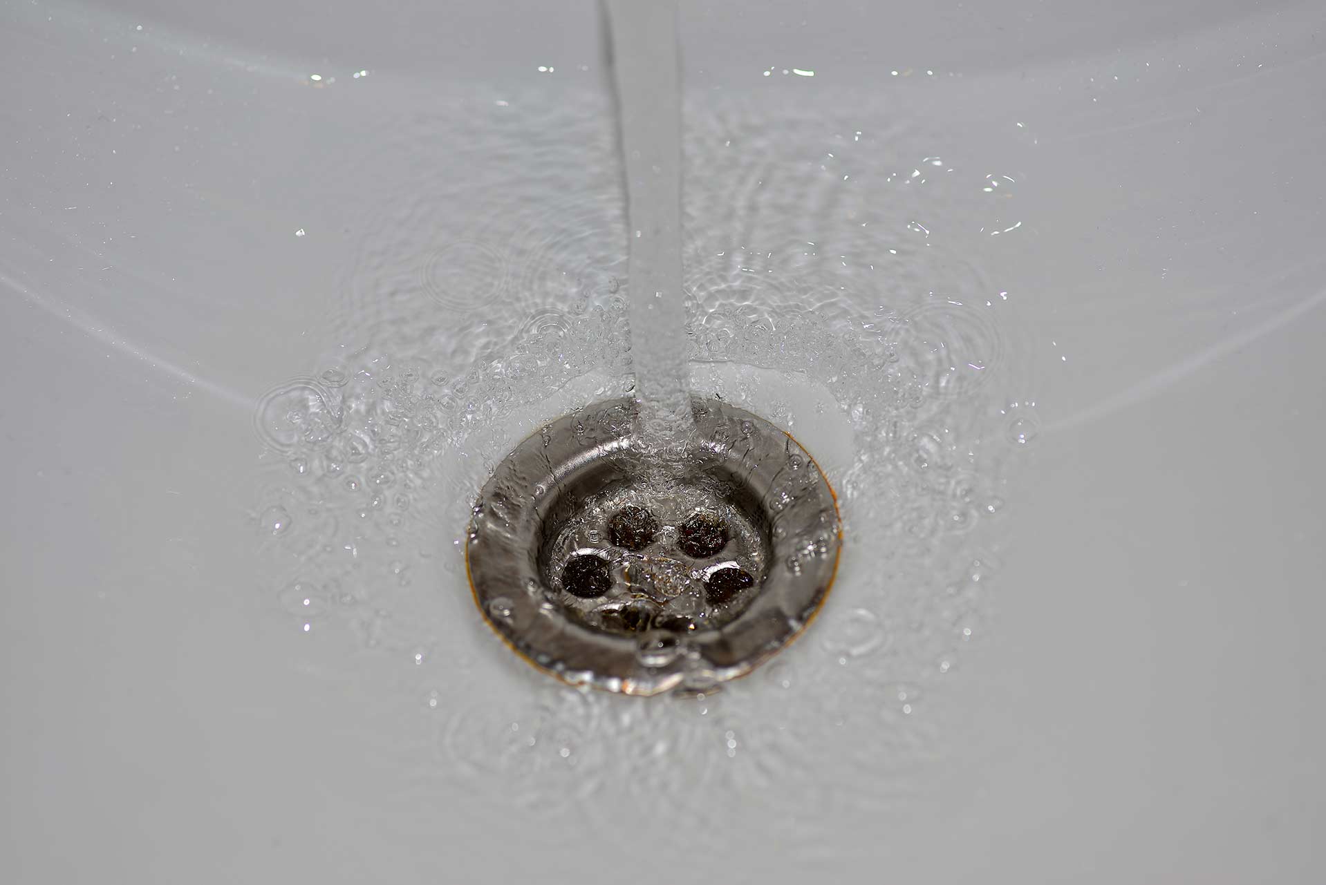 A2B Drains provides services to unblock blocked sinks and drains for properties in Chadderton.